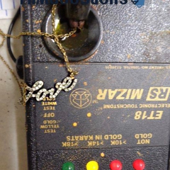 ✨14k✨ Yellow Gold LOVE Necklace with Diamond Accents - 16" Chain 💎 AUTHENTIC- - Picture 5 of 12